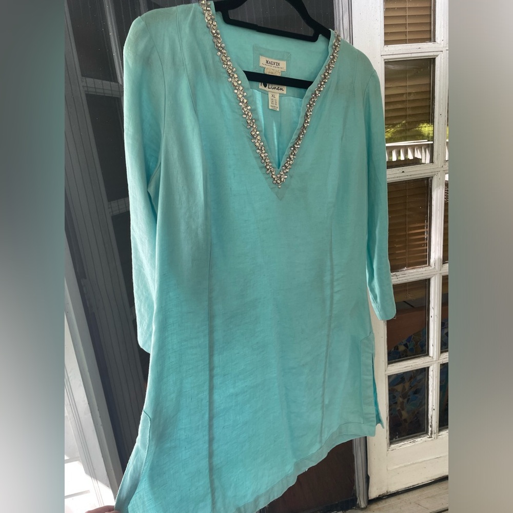 Malvin 100% Linen Rhinestone Embellished Tunic Top Sz L US 10 V Neck Slits Teal